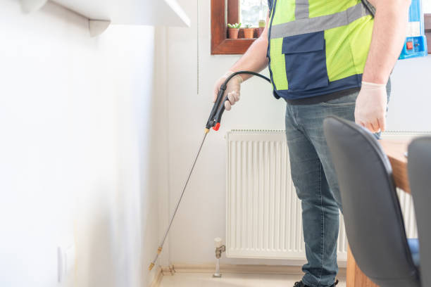 Best Pest Removal Services  in Highland, AR